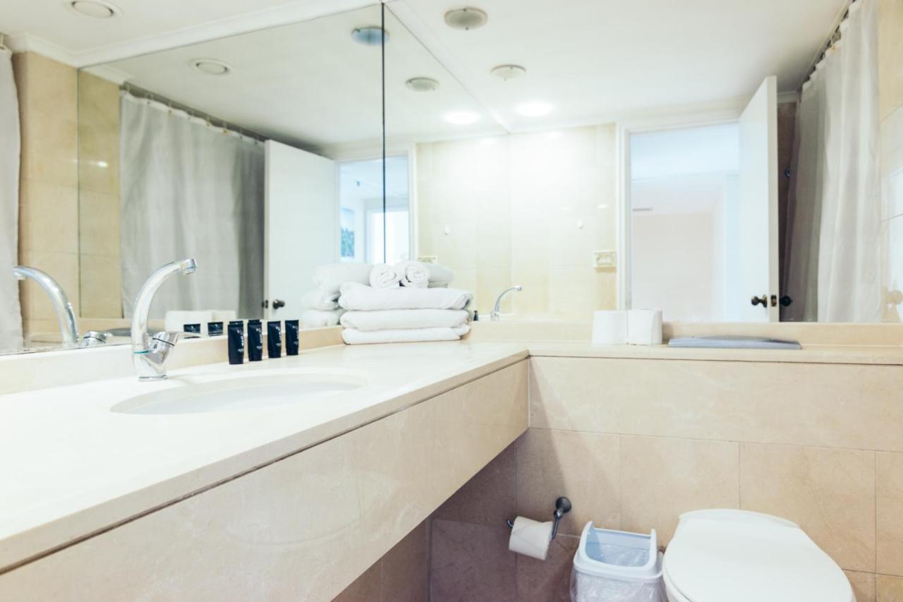 Almog Beach Apt Hotel מלון דירות אלמוג ביץ' Haifa Bagian luar foto